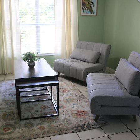 Surfside Paradise Retreat - 3Br And 2Ba Duplex, Grill, Dog Friendly - Close To The Beach! Melbourne Exterior photo