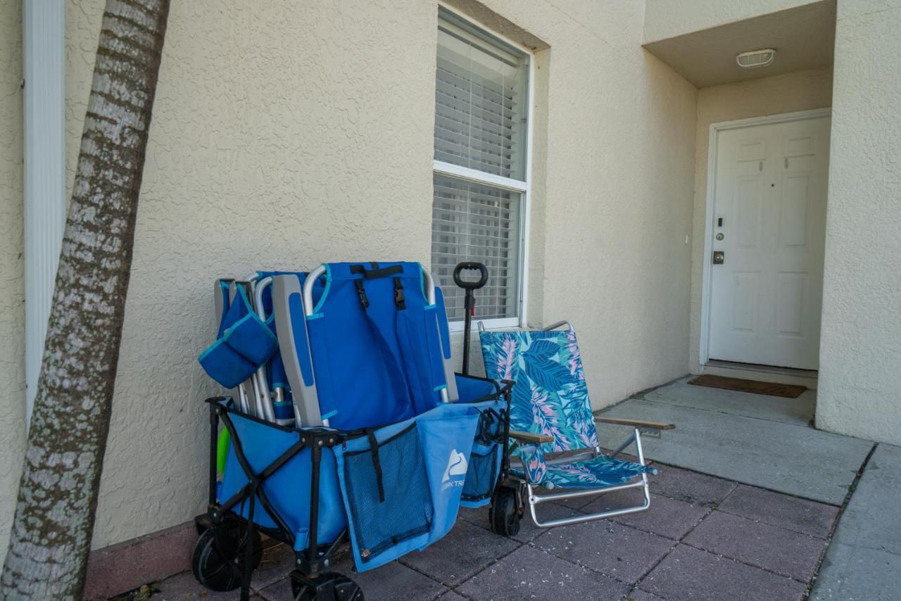 Surfside Paradise Retreat - 3Br And 2Ba Duplex, Grill, Dog Friendly - Close To The Beach! Melbourne Exterior photo